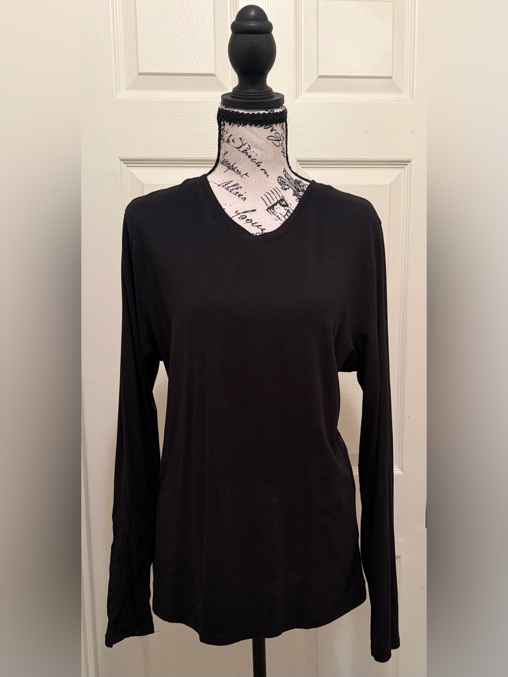 Coolibar Black Long Sleeve V-Neck Sun Protection Top-Large